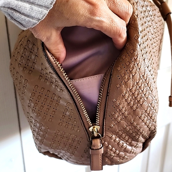 Coach Madison Marielle Woven Leather Drawstring Handbag GUC - Picture 5 of 16